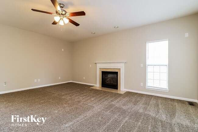 Foto del edificio - 2969 Maple Branch Dr