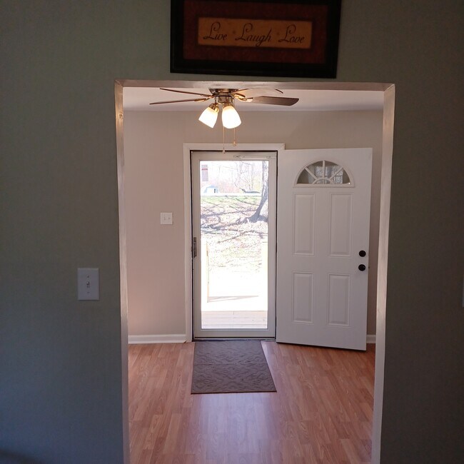 Foto del edificio - 3785 Union Springs Rd
