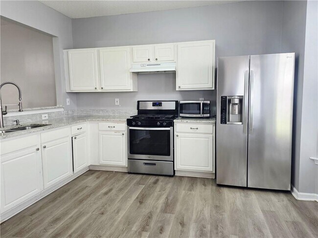 Building Photo - 4645 Valais Ct