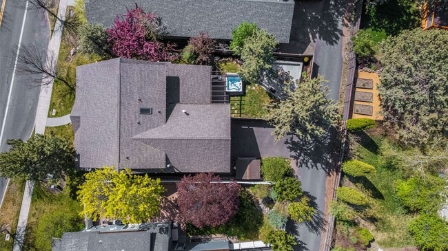 Building Photo - **Spacious 4-Bedroom Craftsman Home on Awb...