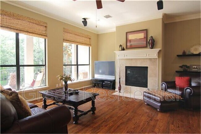 Foto del edificio - 610 Reinerman St