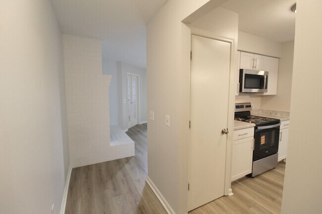 Building Photo - 3 bedroom Condo for rent, over looking Massanutten Mountain - 1112-7 Blueridge Dr.