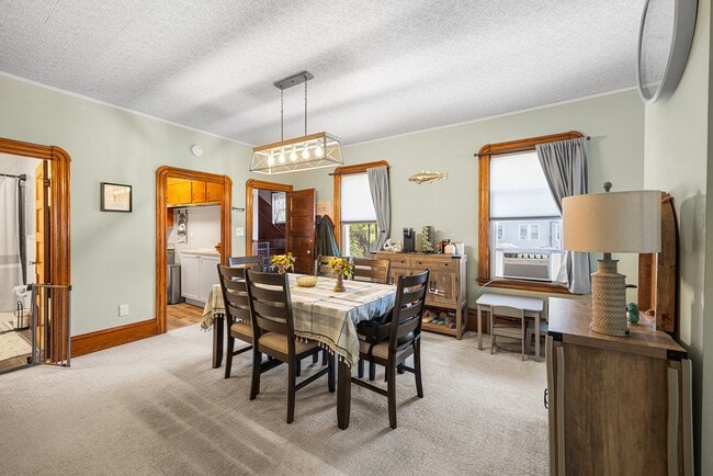 Building Photo - 93 Sidney St