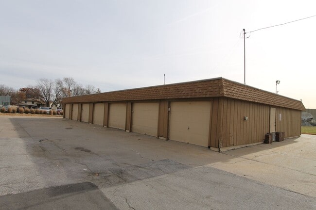 Interior Photo - Briggs Point