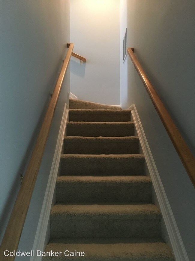 Foto del edificio - 3 br, 2 bath House - 125 Pelham Springs