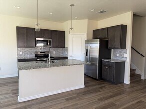 Building Photo - 510 Whirlaway Dr