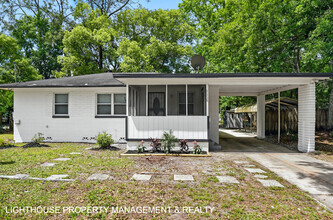Building Photo - 5508 Silverdale Ave