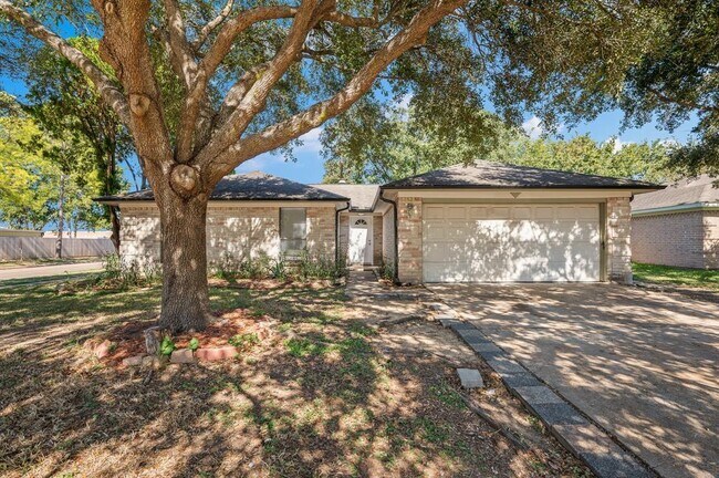 Building Photo - 3803 Cedar Gardens Dr