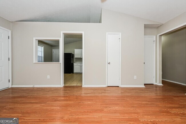 Building Photo - 950 Brandon Hill Way