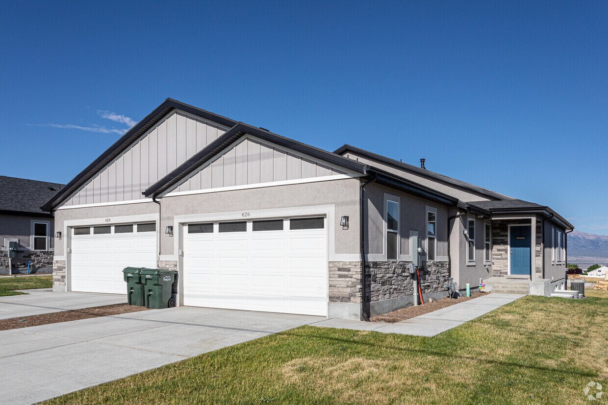 636 S Coleman St, Tooele, UT 84074 Apartments in Tooele, UT