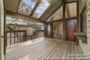 Primary Photo - 11815 Vance Jackson Rd