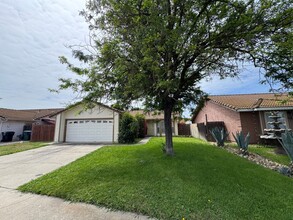 Building Photo - 8148 Lenhart Rd