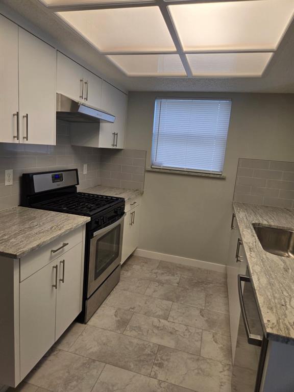 Foto del edificio - 7215 Teaberry Dr