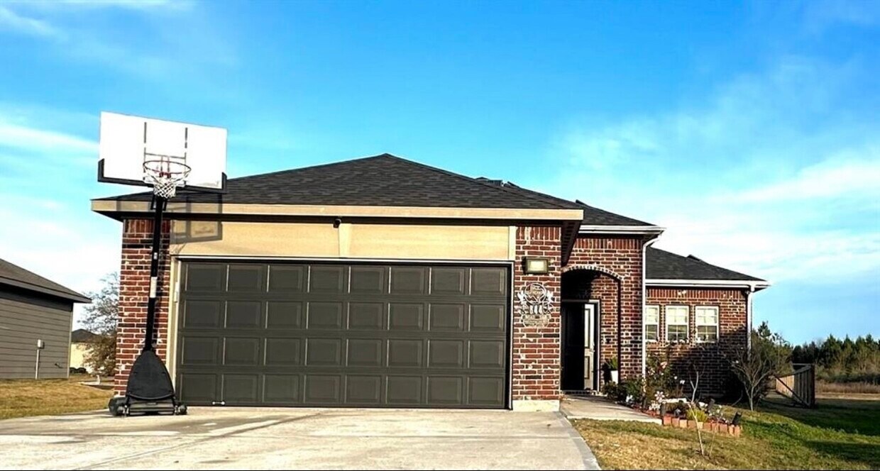 Primary Photo - 844 Rd 5109