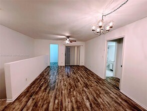 Building Photo - 107 Gardens Dr
