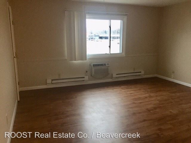 Building Photo - 4369 Parkway Dr