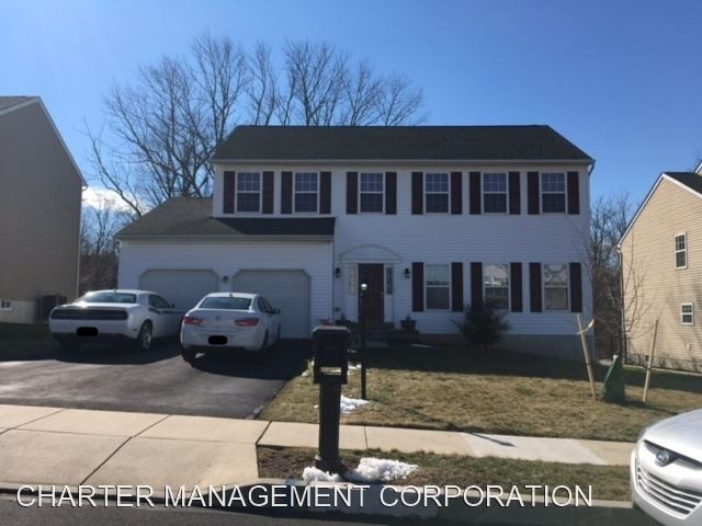 Foto principal - 4 br, 2.5 bath House - 2066 Canyon Creek