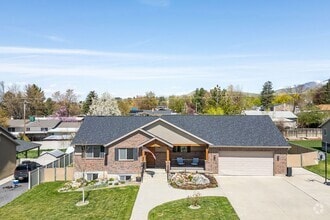 Building Photo - 607 E 420 S