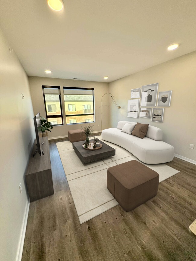 Building Photo - Leavenworth Lofts