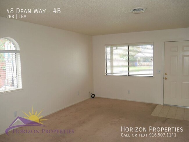 Building Photo - Open 2 Bed 1 Bath 962 sqft Duplex in Folsom