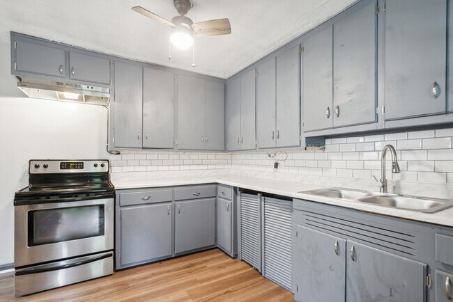Building Photo - 2550 Farmer Rd NW