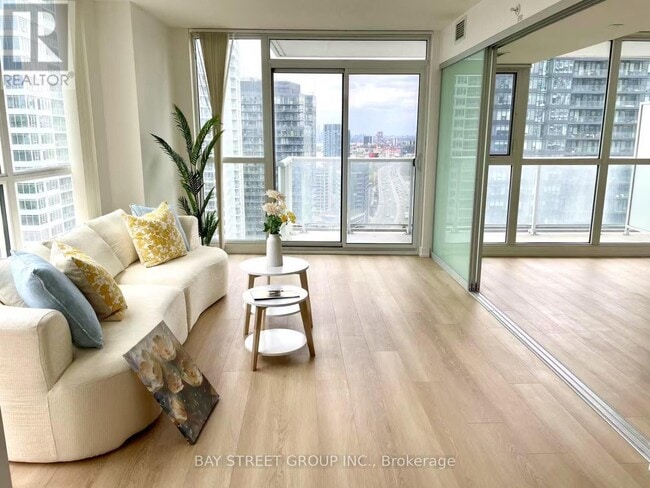 Building Photo - 75 Queens Wharf Rd