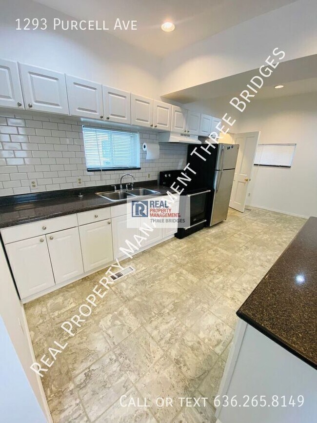 Foto del edificio - 1293 Purcell Ave