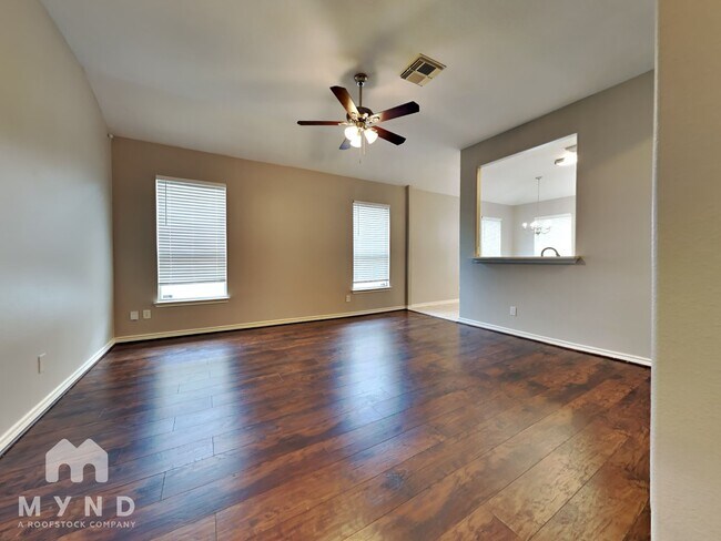 Foto del edificio - 21635 Falvel Sunset Ct