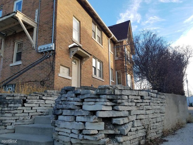 Foto del edificio - 3 br, 1 bath Apartment - 1507 N 60th Street