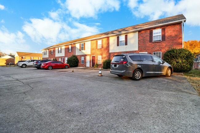 Building Photo - 284 Raleigh Dr