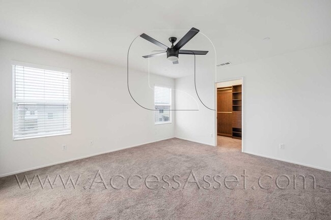 Foto del edificio - Beautiful Two Story Home 3 bed/2.5 Bath Located In Quiet Cul De Sac In Lake Elsinore!