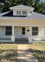 Building Photo - 605 N Kansas Ave