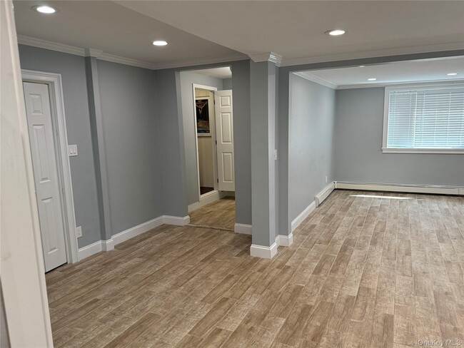 Building Photo - 73 Plum Rd
