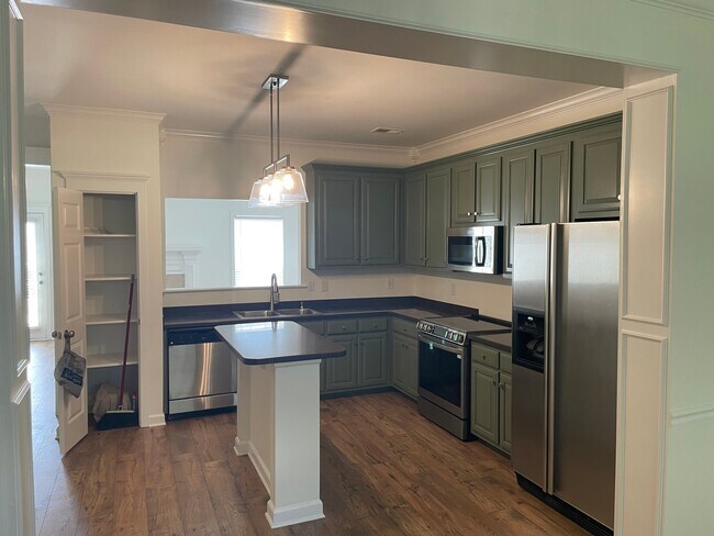 Foto del edificio - 7706 Porter House Dr