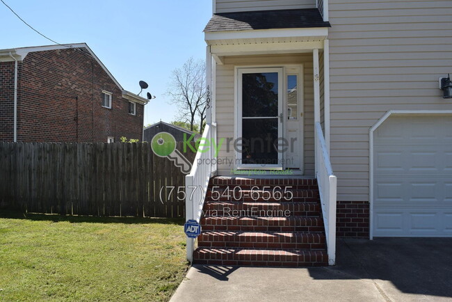 Building Photo - 4205 Dunning Rd