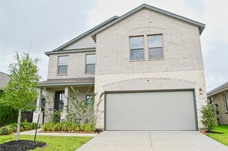 Building Photo - 13146 Rowan Grn Dr