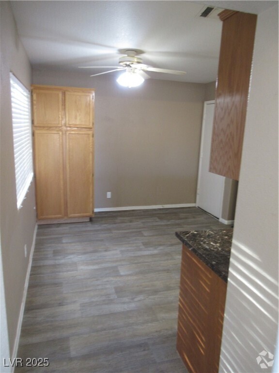 Building Photo - 4924 Lone Vista Way
