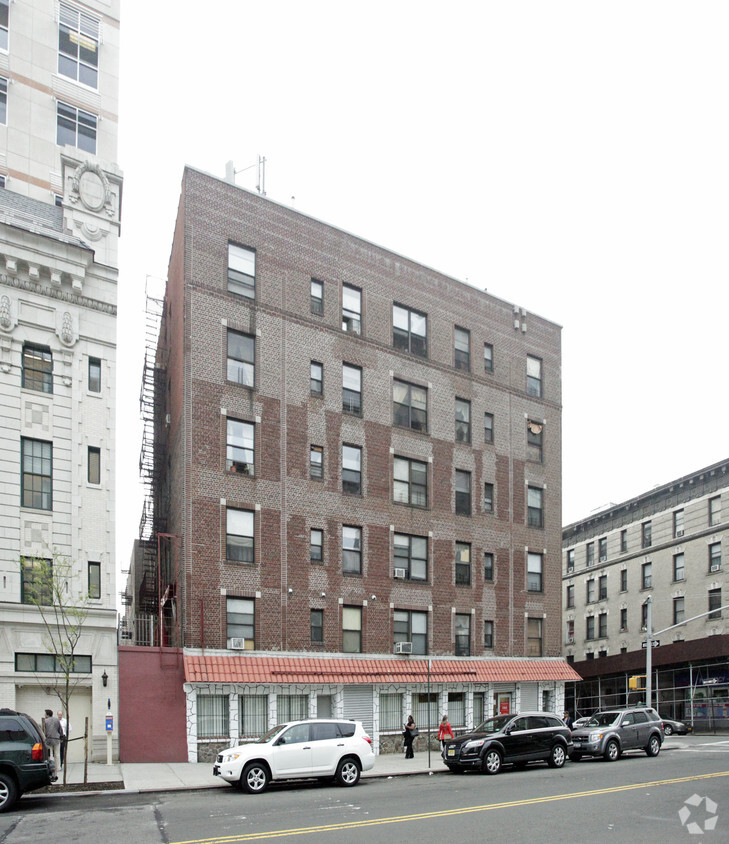 Building Photo - 519 W 167th St