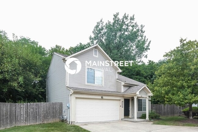 Photo - 3 Bedroom Pet-Friendly Home in Indianapolis, IN with Main Street Renewal