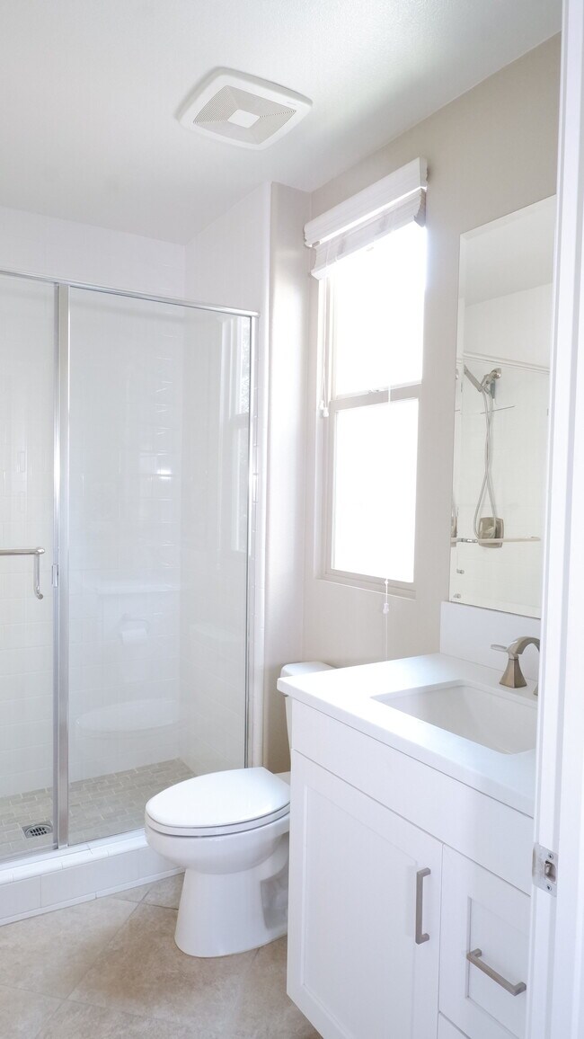 209 Stellar Unit 1, Irvine, CA 92618 Condo for Rent in Irvine, CA