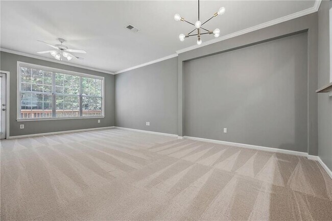 Building Photo - 4721 Creekside Villas Way