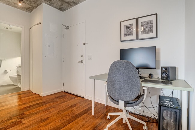 Building Photo - 51 Trolley Cres