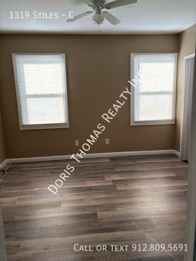 Building Photo - 1319 Stiles Ave