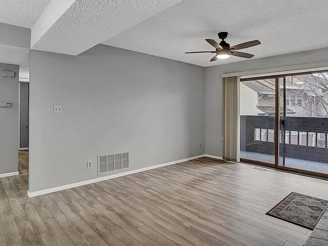 Building Photo - 3305 Capstan Way