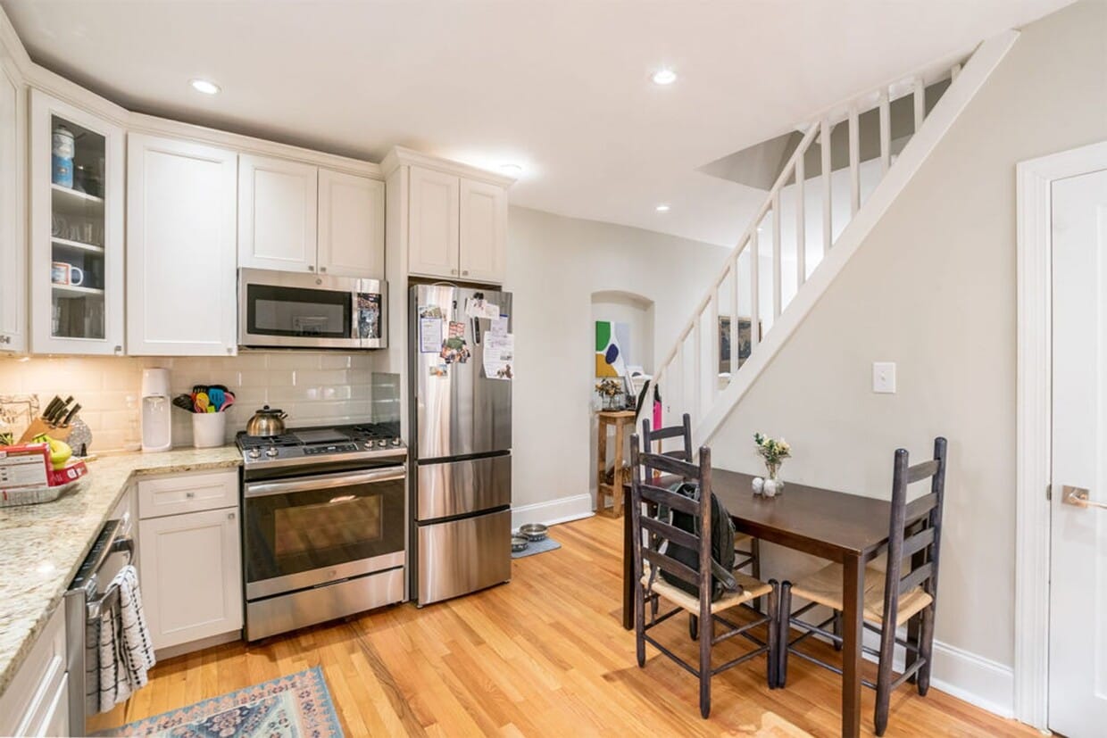 Two Bed Graduate Hospital Apartment - Two Bed Graduate Hospital Apartment