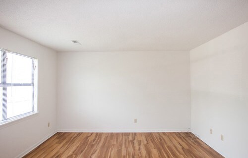 Sala de estar - 706 Lee St