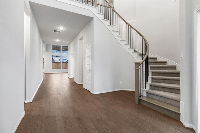 Building Photo - 18327 Starlight Vly Trl