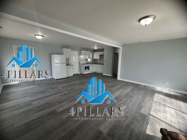 Foto del edificio - "Beautiful 3-Bedroom Home with Ample Storage in Hammond, IN!"