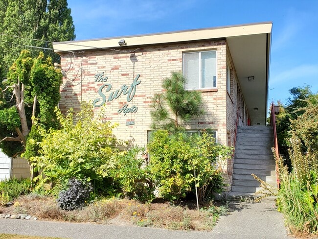 Surf Apartments - 3035 64th Ave SW