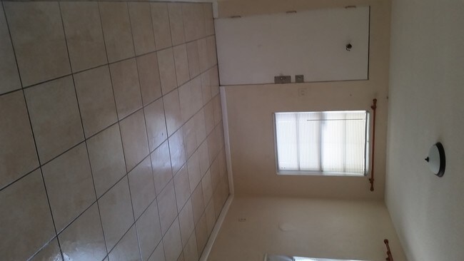 Building Photo - 240 E Martin Luther King Jr Dr